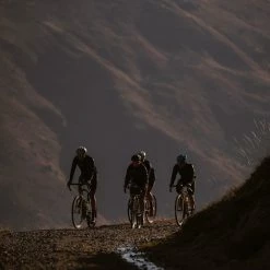 Pneu Vélo Gravel Continental Terra Trail ProTection 650/700 - Tubeless Ready -Velo Pioneur Soldes Boutique Terra Trail Protect mise en situation 2