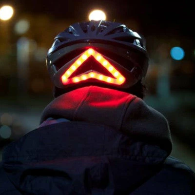 Casque Vélo Clignotant Lumos Kickstart Avec Feu Stop - Noir 4 Casque Vélo Clignotant Lumos Kickstart Avec Feu Stop - Noir – Image 4