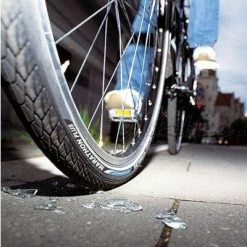 Pneu Vélo Schwalbe Marathon Plus 700 / 28 Pouces -Velo Pioneur Soldes Boutique pneu velo schwalbe marathon plus 700 28 pouces full 5