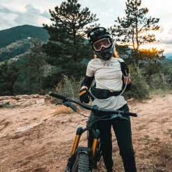 Poche à Eau Pour Sac Banane Lumbar Hydrapak 1.5 L -Velo Pioneur Soldes Boutique poche a eau hydrapak 5