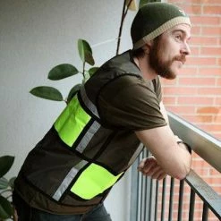 Georgia In Dublin Veste Mixte Réfléchissante De Vélo Verte Et Jaune D1 Style -Velo Pioneur Soldes Boutique veste mixte reflechissante de velo verte et jaune d1 style full 3