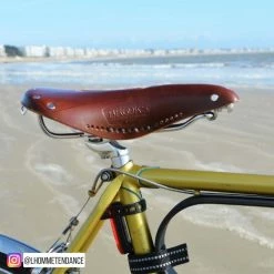 Selle Vélo Cuir Brooks B17 Carved Brun Pour Homme -Velo Pioneur Soldes Boutique brooks selle lhommetendance