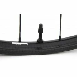 Roues Vélo Gravel Zipp 101 XPLR - Carbon Tubeless Cent. Lock 700 9 Roues Vélo Gravel Zipp 101 XPLR - Carbon Tubeless Cent. Lock 700 -Velo Pioneur Soldes Boutique roues velo gravel zipp 101 xplr carbon tubeless cent lock 700 full 5