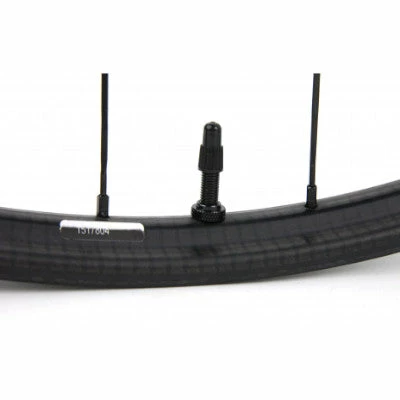 Roues Vélo Gravel Zipp 101 XPLR - Carbon Tubeless Cent. Lock 700 5 Roues Vélo Gravel Zipp 101 XPLR - Carbon Tubeless Cent. Lock 700 – Image 5